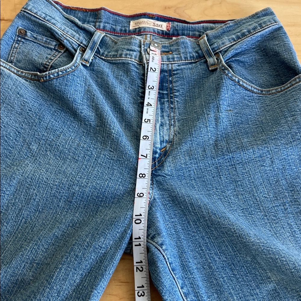 Levi's women’s 550 Bootcut Blue Jeans size 8 - Picture 9 of 10